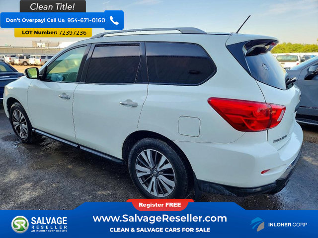 Used 2017 Nissan Pathfinder S FWD image 3
