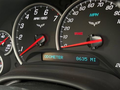 Used 2011 Chevrolet Corvette Grand Sport w/ Preferred Equipment Group RWD image 53