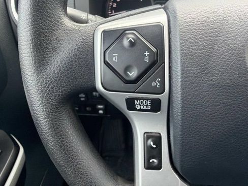 Used 2018 Toyota Tundra SR5 w/ SR5 Upgrade Package AWD/4WD image 25