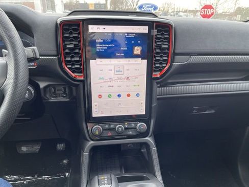New 2025 Ford Ranger Raptor image 17