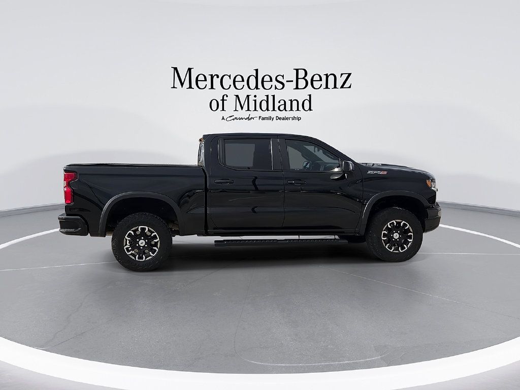 Used 2024 Chevrolet Silverado 1500 ZR2 AWD/4WD image 9