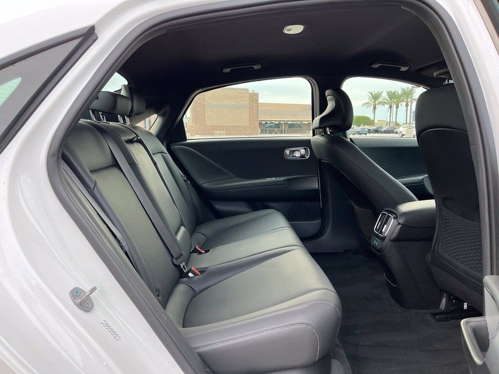 Used 2023 Hyundai Ioniq 6 Limited RWD image 15
