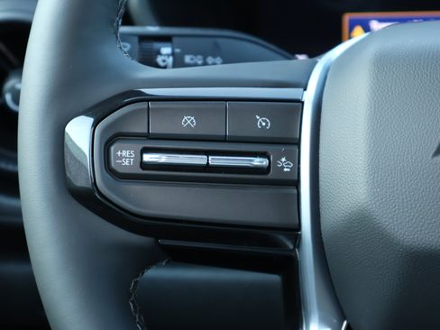 New 2026 Chevrolet Colorado Trail Boss AWD/4WD image 13