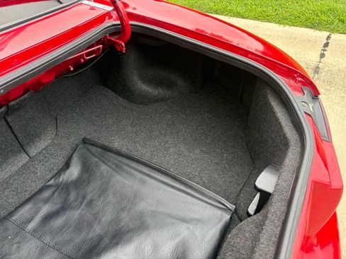 Used 2002 MAZDA MX-5 Miata RWD image 33