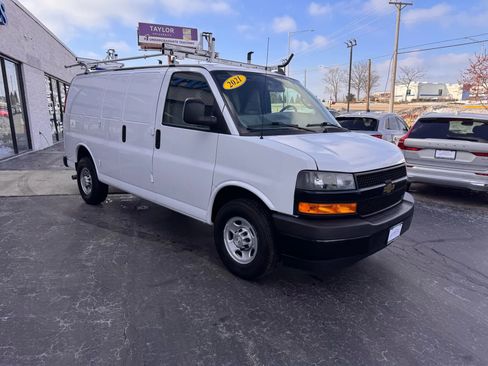 Used 2021 Chevrolet Express 2500 w/ Communications Package image 7