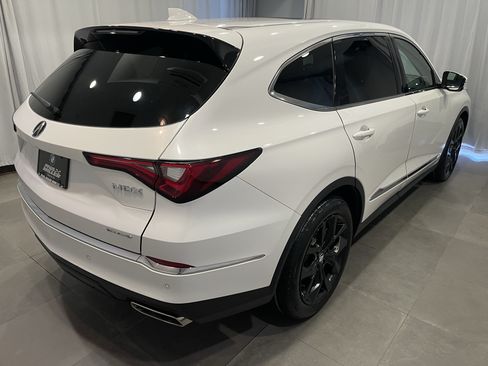 Used 2023 Acura MDX SH-AWD w/ Technology Package image 6