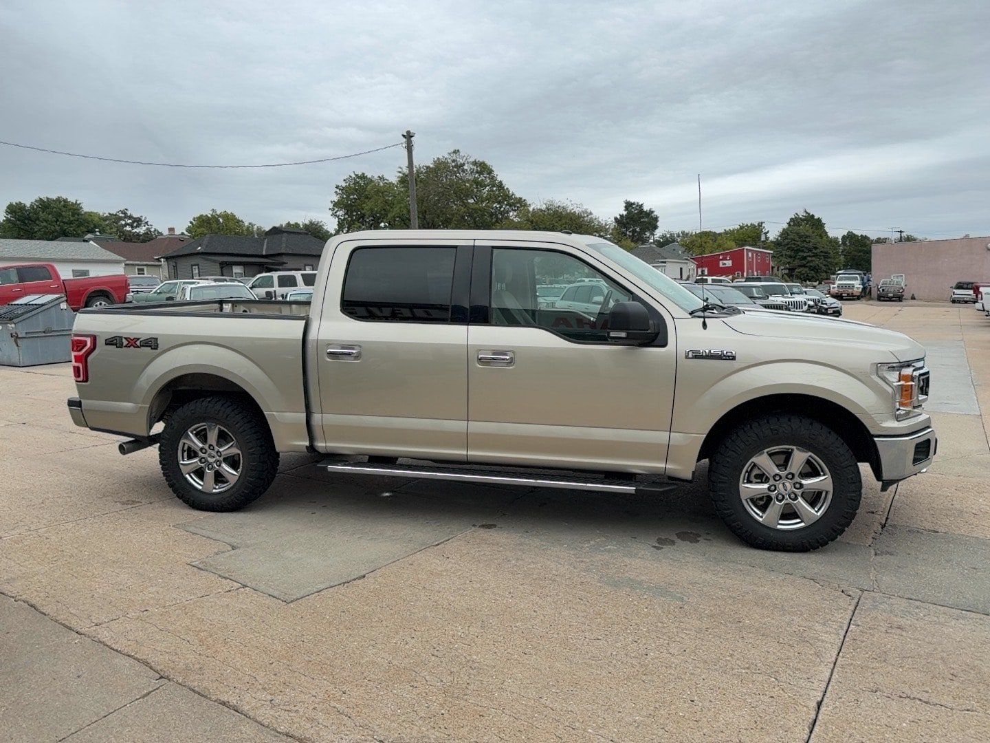 Used 2018 Ford F150 XLT w/ Equipment Group 302A Luxury AWD/4WD image 5