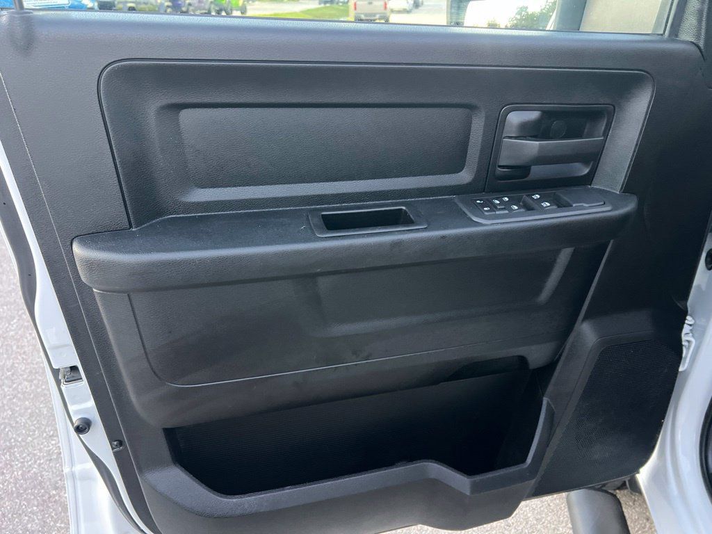Used 2025 RAM 3500 Tradesman AWD/4WD image 23