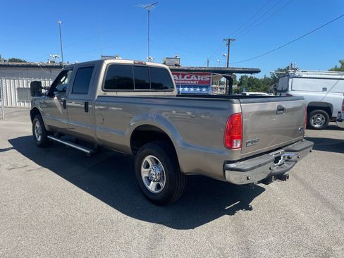 Used 2006 Ford F250 Lariat AWD/4WD image 3