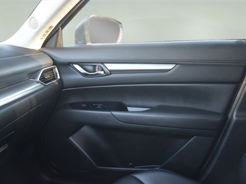 Used 2019 MAZDA CX-5 Touring AWD/4WD image 17