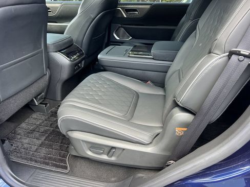 Used 2025 INFINITI QX80 Autograph AWD/4WD image 17