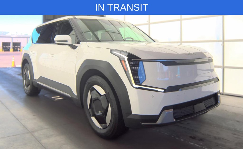 Used 2024 Kia EV9 Light Long Range RWD image 1