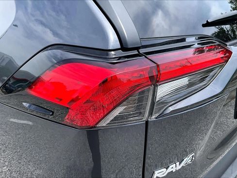 Used 2023 Toyota RAV4 LE FWD image 28