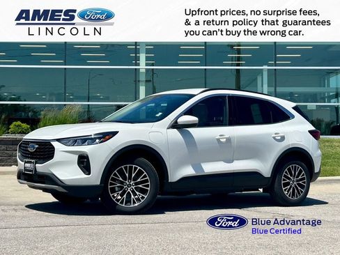 Certified 2025 Ford Escape SE FWD image 1