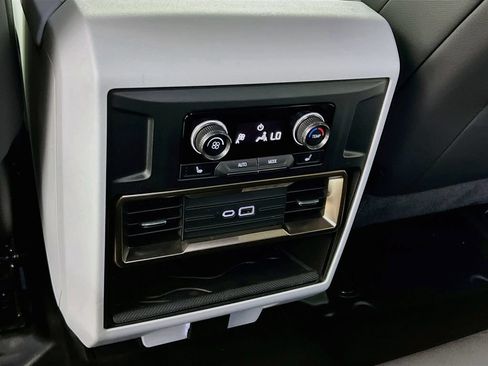 Used 2024 GMC Hummer EV 3X w/ Extreme Off-Road Package AWD/4WD image 26