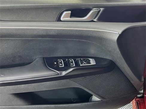Used 2023 Kia K5 LXS image 18