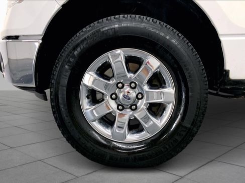 Used 2013 Ford F150 XLT w/ Luxury Equipment Group image 9