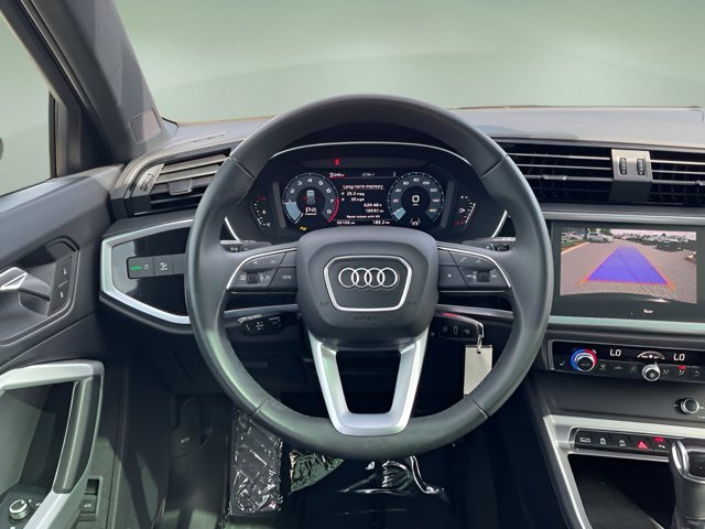 Used 2025 Audi Q3 2.0T Premium AWD/4WD image 15