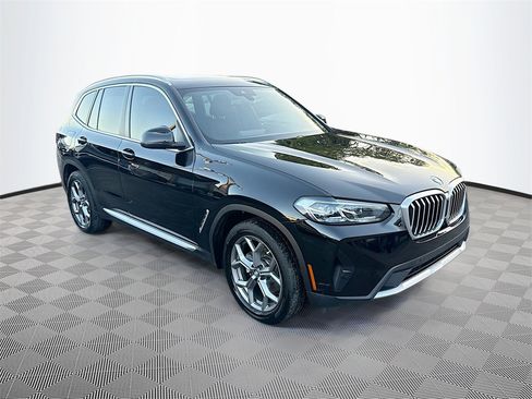 Used 2023 BMW X3 sDrive30i w/ Convenience Package image 4