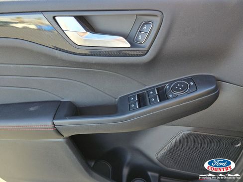 New 2026 Ford Escape ST-Line image 9