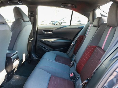 Used 2025 Toyota Corolla SE image 24