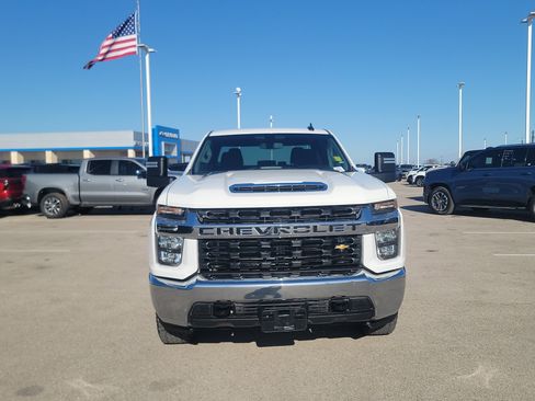 Used 2023 Chevrolet Silverado 2500 LT image 3