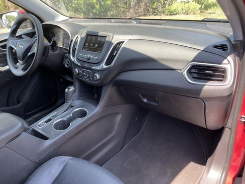 Used 2019 Chevrolet Equinox LT FWD image 40
