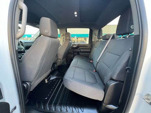 Used 2023 GMC Sierra 3500 Pro w/ Convenience Package AWD/4WD image 17