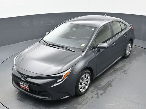 Certified 2026 Toyota Corolla LE FWD image 31