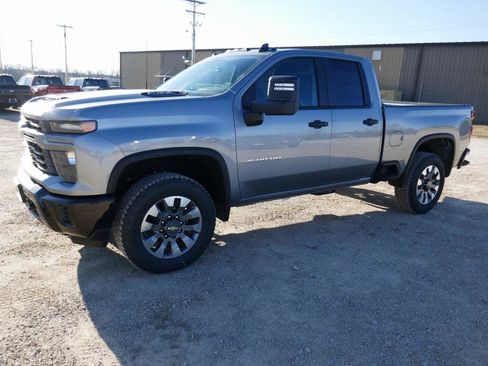 New 2026 Chevrolet Silverado 2500 Custom w/ Custom Value Package image 7