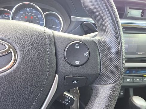 Used 2016 Toyota Corolla LE FWD image 20