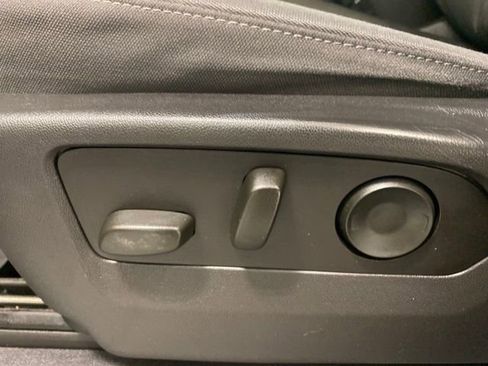 Used 2022 Chevrolet Silverado 1500 RST w/ Z71 Off-Road Package image 16