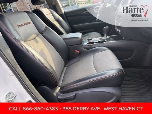 Used 2019 Nissan Pathfinder SV w/ Rock Creek Edition AWD/4WD image 13