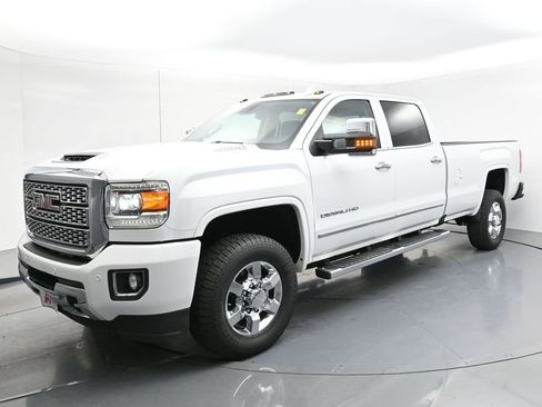 Used 2019 GMC Sierra 3500 Denali w/ Duramax Plus Package AWD/4WD image 1
