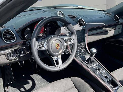 Certified 2024 Porsche 718 Boxster GTS RWD image 4