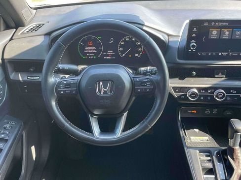 Used 2025 Honda CR-V Sport-L image 16