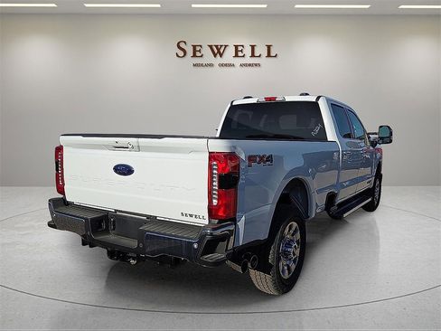 New 2025 Ford F350 Lariat w/ Chrome Package image 4