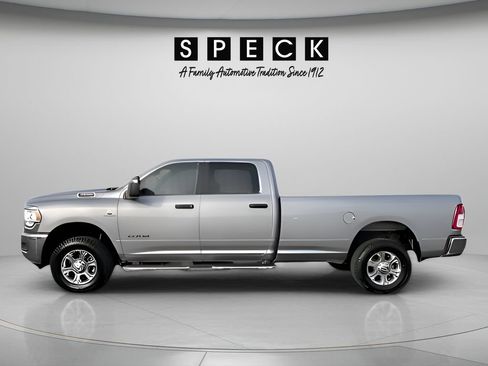 Used 2024 RAM 3500 Big Horn AWD/4WD image 2