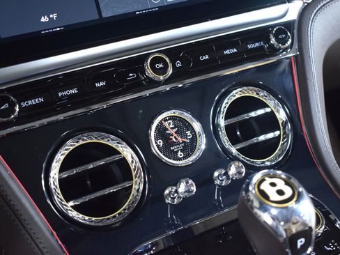 Used 2020 Bentley Continental GT image 30