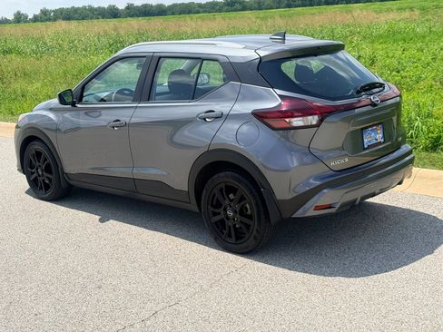 Used 2024 Nissan Kicks SV FWD image 14