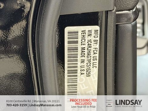 Used 2023 Jeep Grand Cherokee Laredo w/ Luxury Tech Group I AWD/4WD image 34