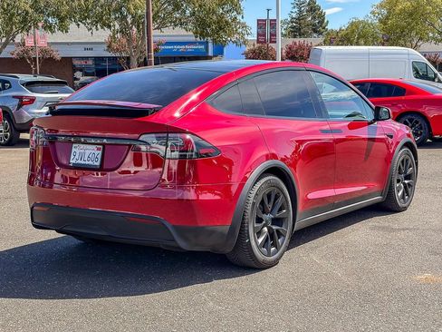 Used 2023 Tesla Model X AWD/4WD image 4