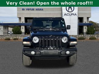 Used 2023 Jeep Wrangler Unlimited Sahara video 2