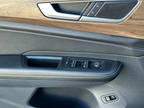 New 2026 Volkswagen Atlas SE image 9