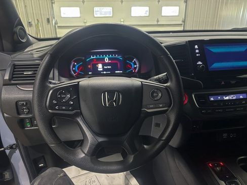 Used 2022 Honda Pilot Sport image 17
