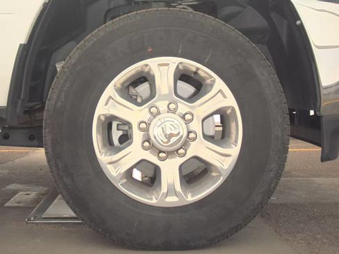 Used 2026 RAM 2500 Big Horn AWD/4WD image 10