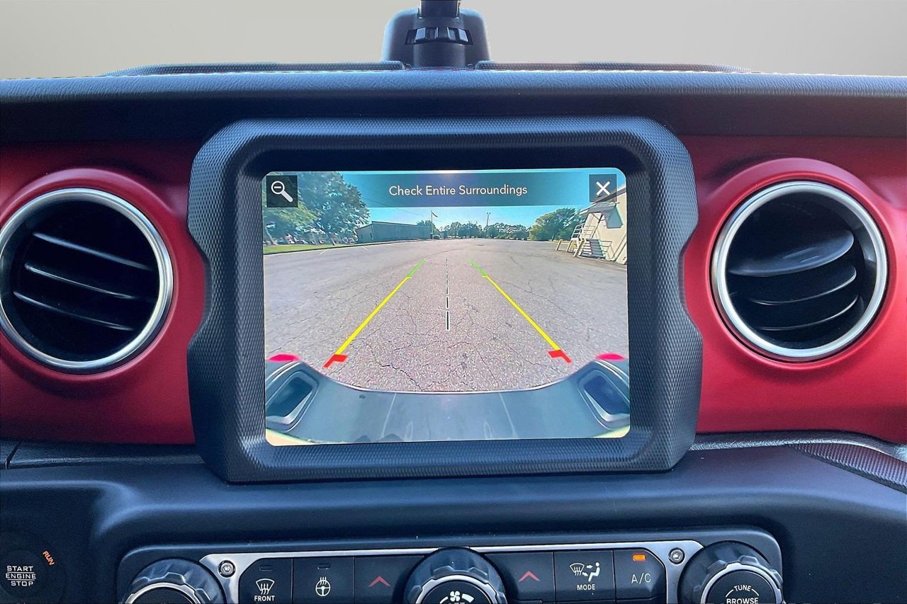 Certified 2020 Jeep Gladiator Rubicon AWD/4WD image 14