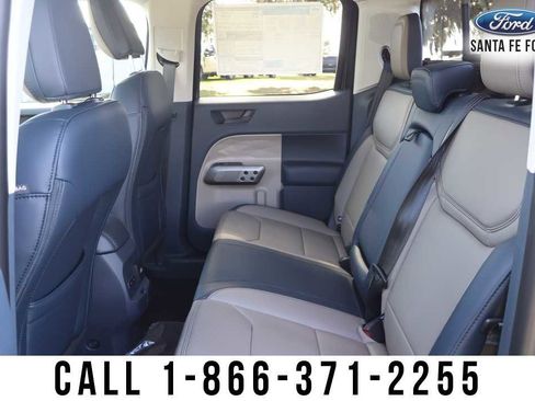 New 2025 Ford Maverick Lariat w/ 4K Tow Package image 22