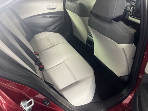 Used 2022 Toyota Corolla LE w/ LE Convenience Package FWD image 37