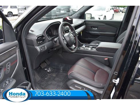 New 2026 Honda Pilot Black Edition image 28